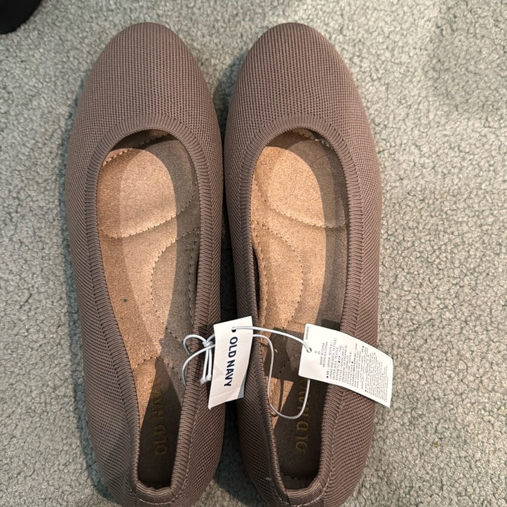 NEW Oldnavy Ballet Flats. Brown. Size 8.